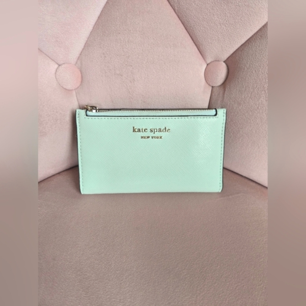 Kate Spade Mint Blue Wallet🩵
